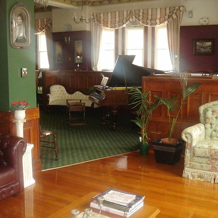 The Grand Hotel Wanganui Whanganui Extérieur photo