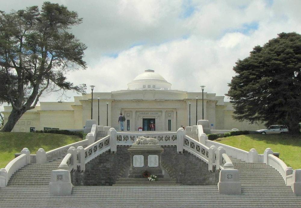 The Grand Hotel Wanganui Whanganui Extérieur photo