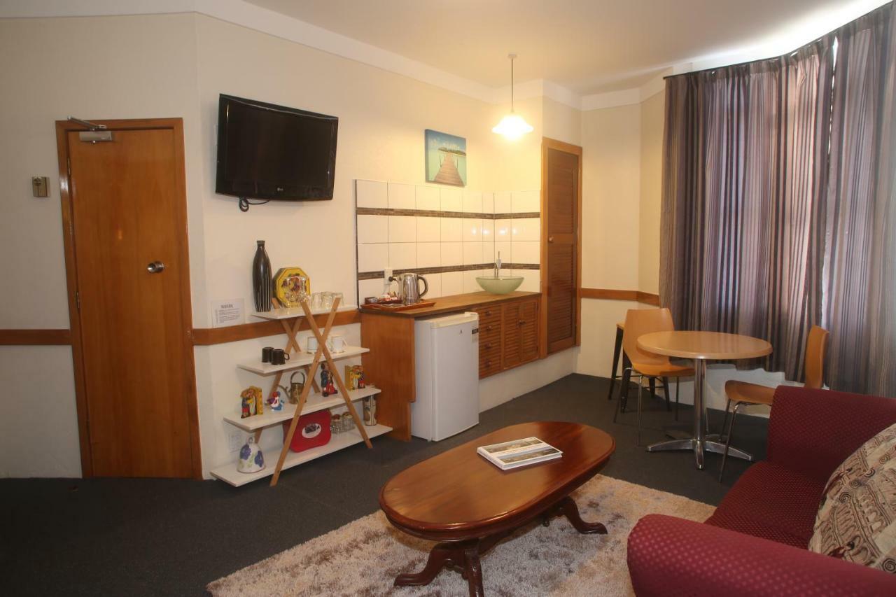 The Grand Hotel Wanganui Whanganui Extérieur photo