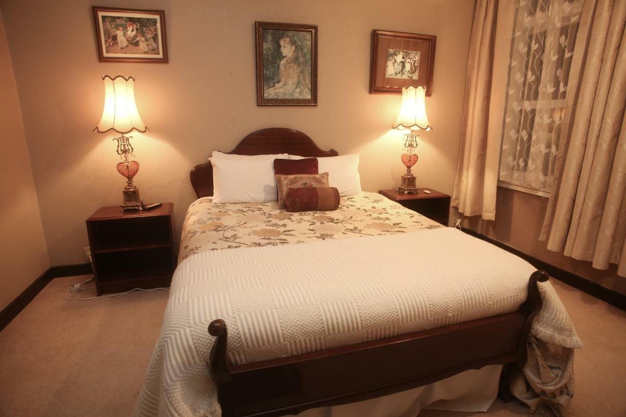 The Grand Hotel Wanganui Whanganui Extérieur photo